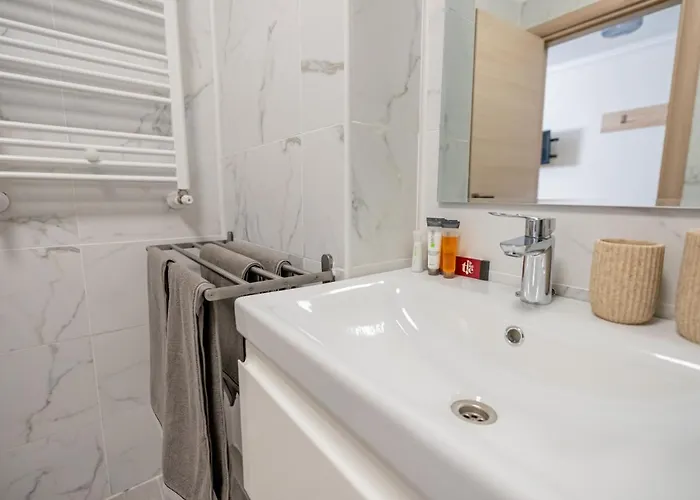 아파트 Nord Nest Deluxe - Pool N Playground