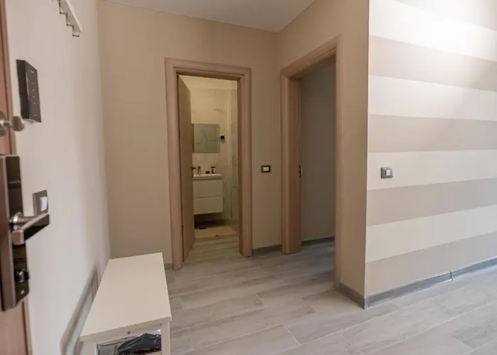 Nord Nest Deluxe - Pool N Playground 아파트 마마이아