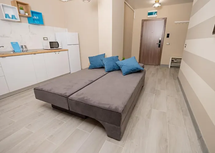 Nord Nest Deluxe - Pool N Playground 아파트