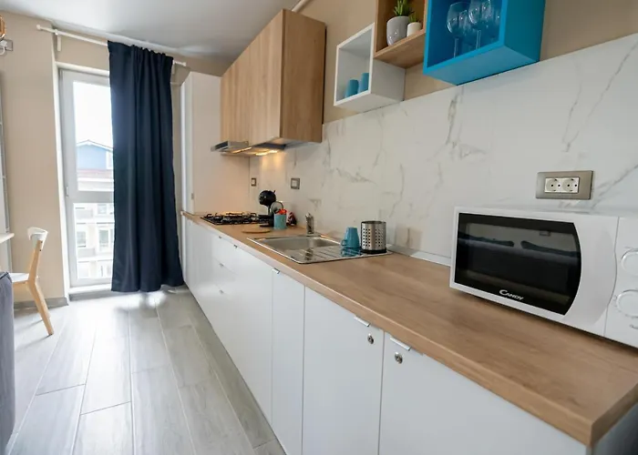 Nord Nest Deluxe - Pool N Playground * 마마이아