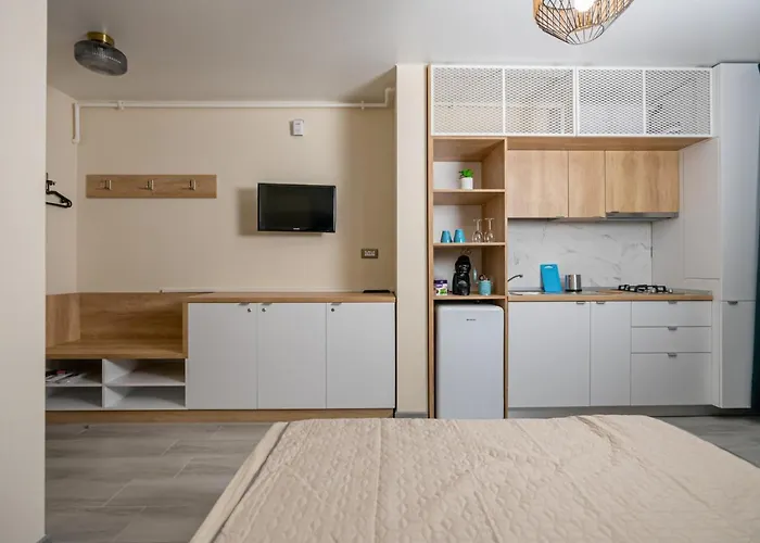 Nord Nest Deluxe - Pool N Playground 마마이아