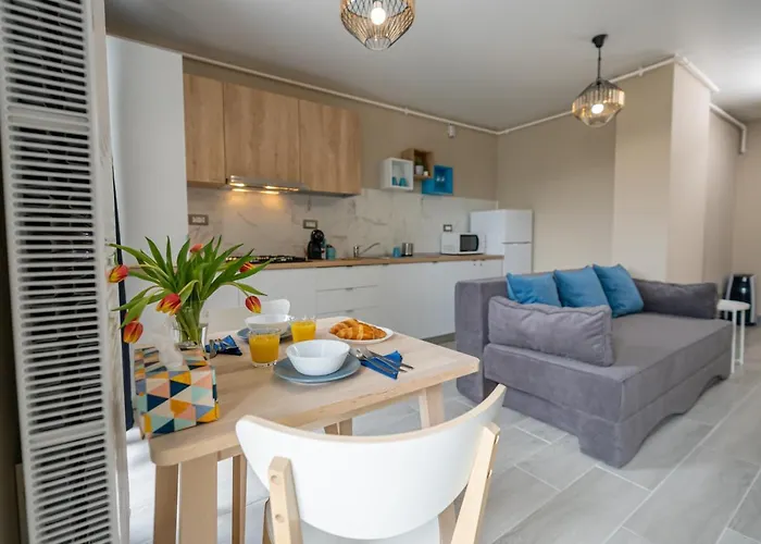 Nord Nest Deluxe - Pool N Playground 마마이아