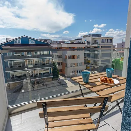 Nord Nest Deluxe - Pool N Playground Apartament Mamaia