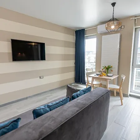 Nord Nest Deluxe - Pool N Playground Apartment *