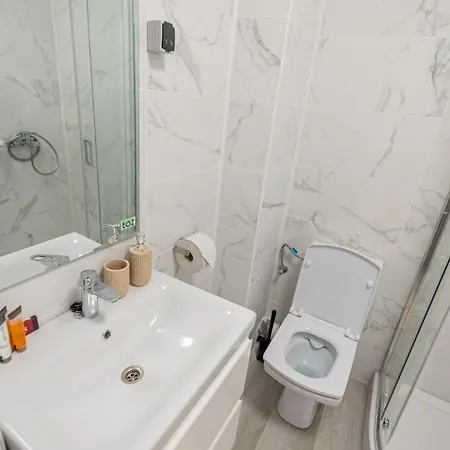 Nord Nest Deluxe - Pool N Playground شقة *