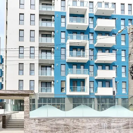 Nord Nest Deluxe - Pool N Playground Apartment Mamaia