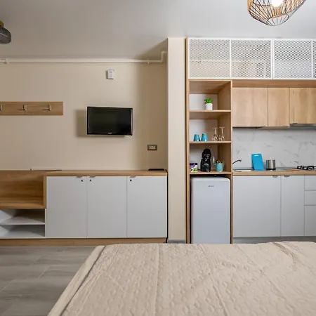 Nord Nest Deluxe - Pool N Playground Mamaia